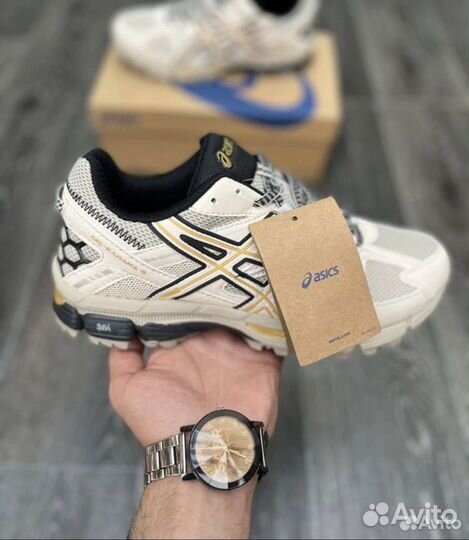 Кроссовки Asics мужские 42