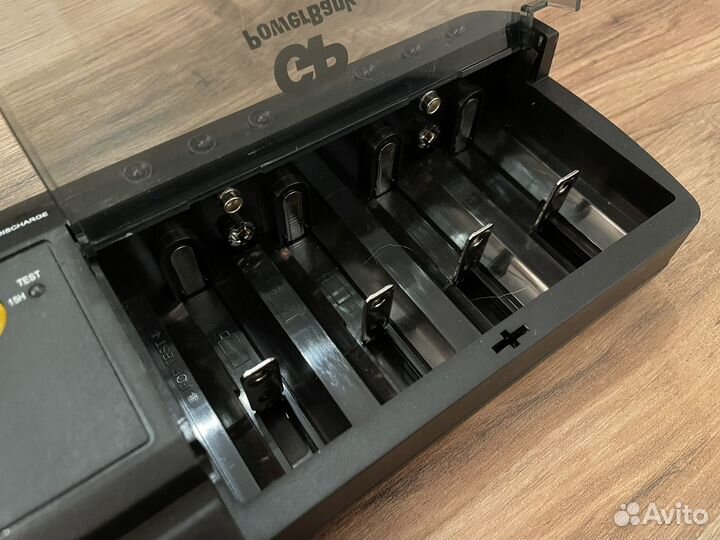 Зарядные устройства GP PowerBank для аккум. Ni-MH