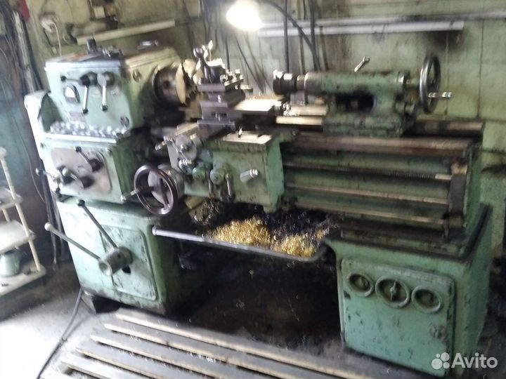 Токарный станок1а616