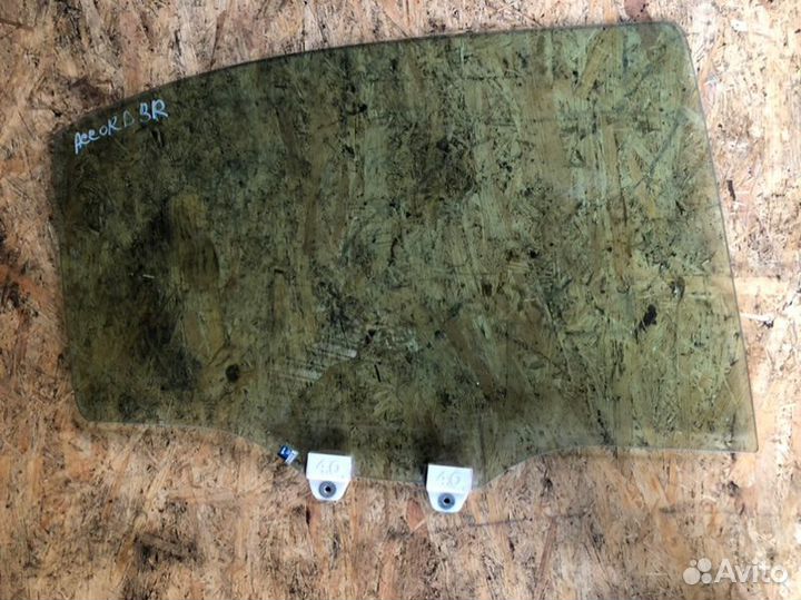 Стекло двери заднее правое Honda Accord viii