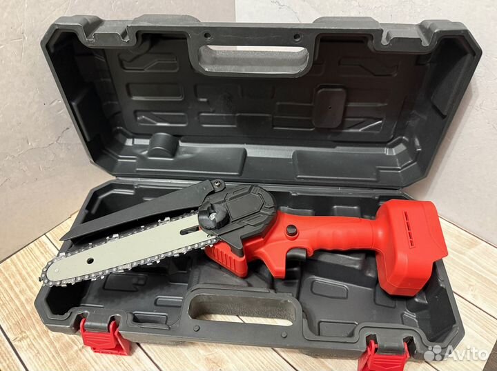 Мини цепная пила сучкорез под АКБ Makita