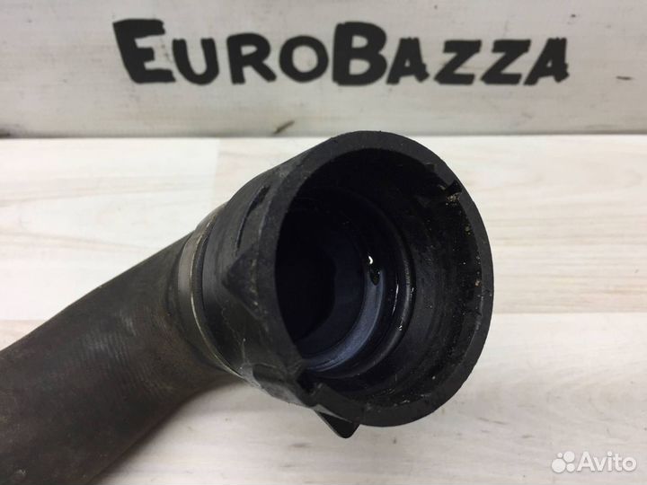 Патрубок радиатора Mercedes W220