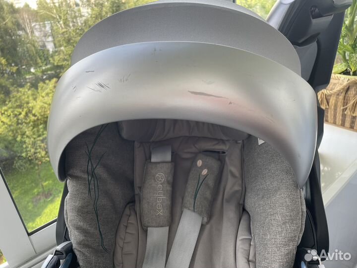 Автокресло Cybex cloud q KOI с базой isofix