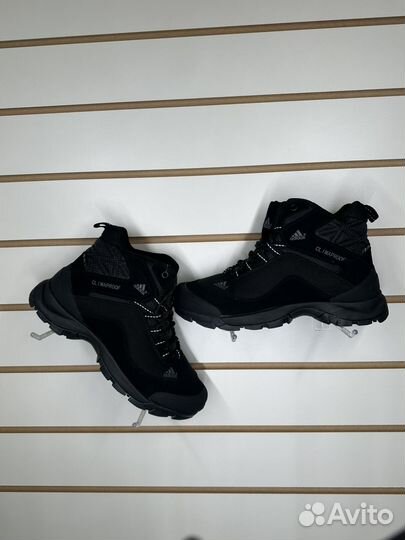Кроссовки мужские adidas зима