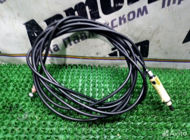 Тросик лючка бака Toyota Corona Premio ST210