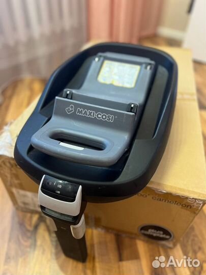 Автолюлька maxi cosi с базой isofix