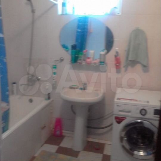 Дом 274 м² на участке 1,2 сот.