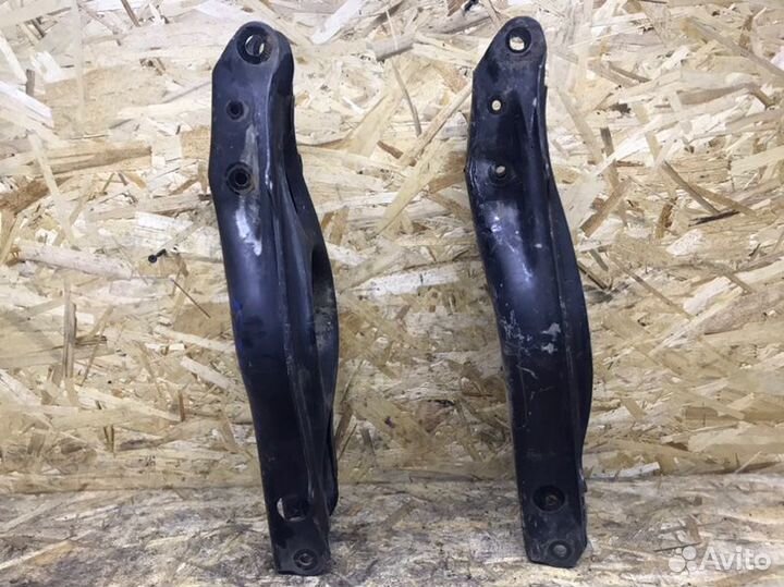 Рычаг подвески задний Mercedes-Benz E W212 3.5