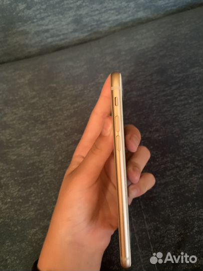 Телефон iPhone 8 64 gb