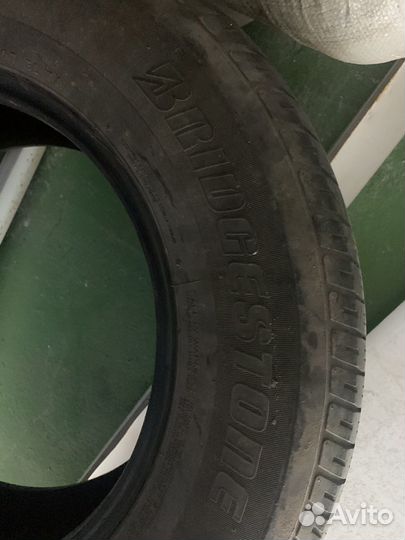Bridgestone Dueler A/T 225/70 R16