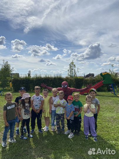 Аниматор человек паук и единорог