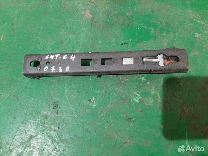 Механизм регулировки ремня безопасности Citroen C4