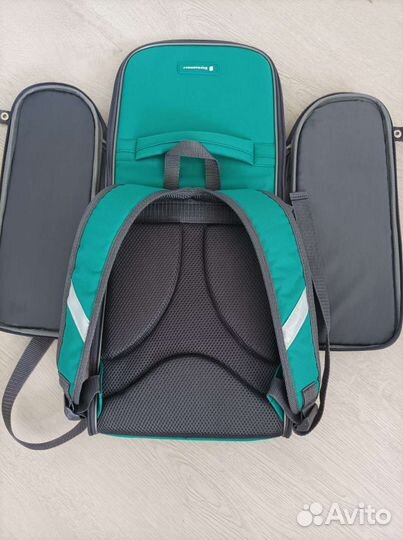 Школьный рюкзак с ортопедической спинкой (новый)