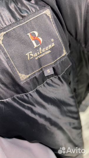 Пуховик женский