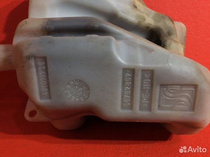 Бачок омывателя Opel Corsa D 1.2 Z12XEP 2009