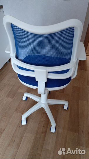 Компьютерное кресло