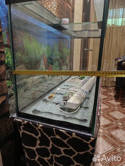 Аквариум с тумбой 250