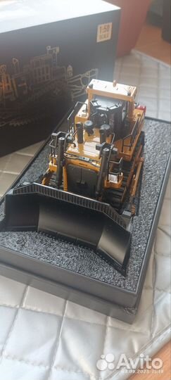 Huina 1:50 Коллекционная модель