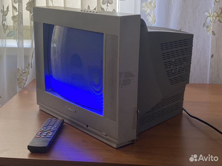 Цветной телевизор Сокол