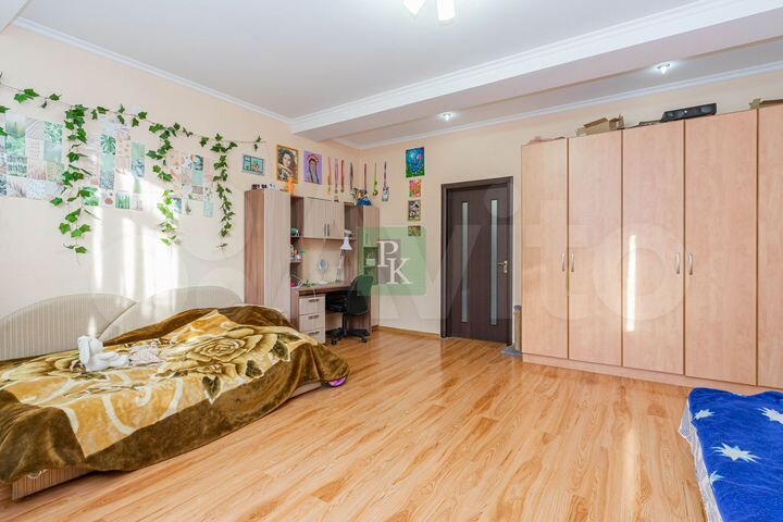 2-к. квартира, 114,6 м², 1/10 эт.