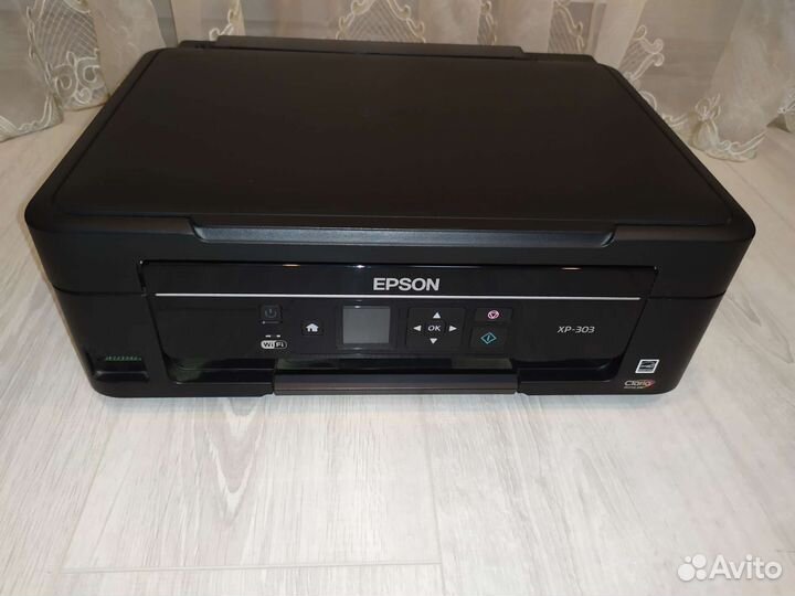 Мфу Принтер/сканер/копир Epson, на запчасти