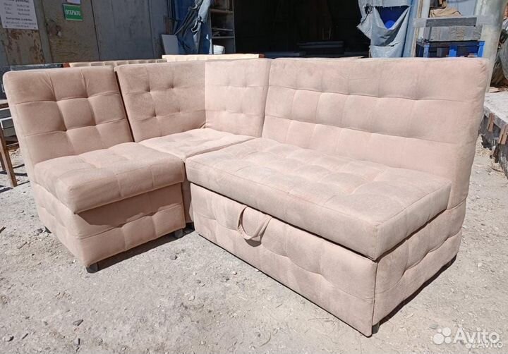 Кухонный угловой диван