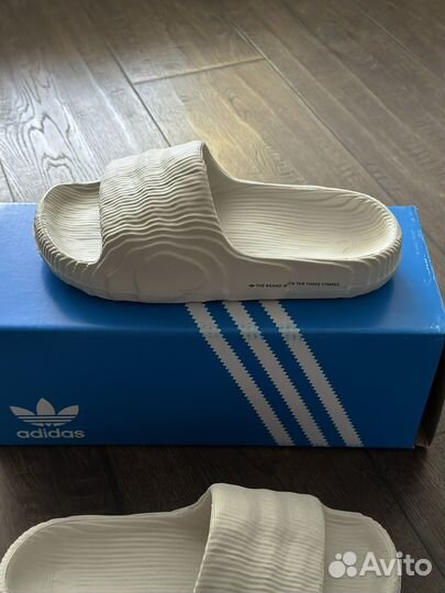 Adidas yeezy шлепки