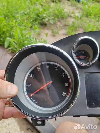 Панель приборов Opel Astra J, Zafira C