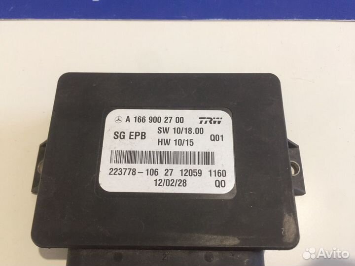 Блок электроручника Mercedes W166 1923