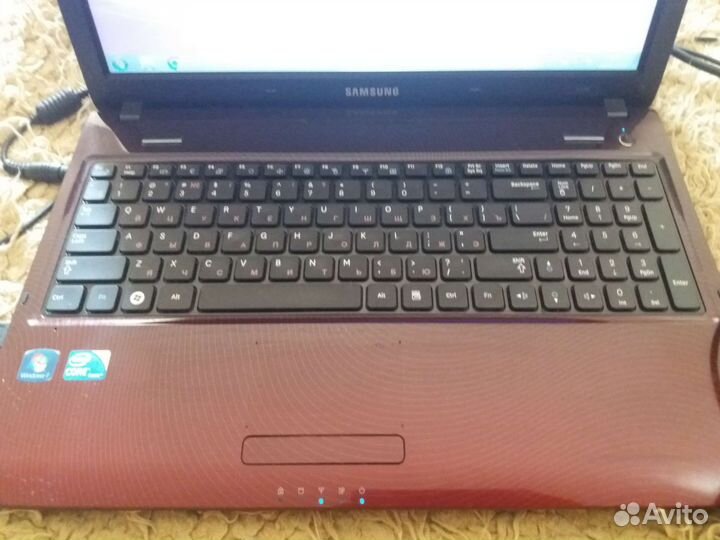 Ноутбук Samsung NP-R580H