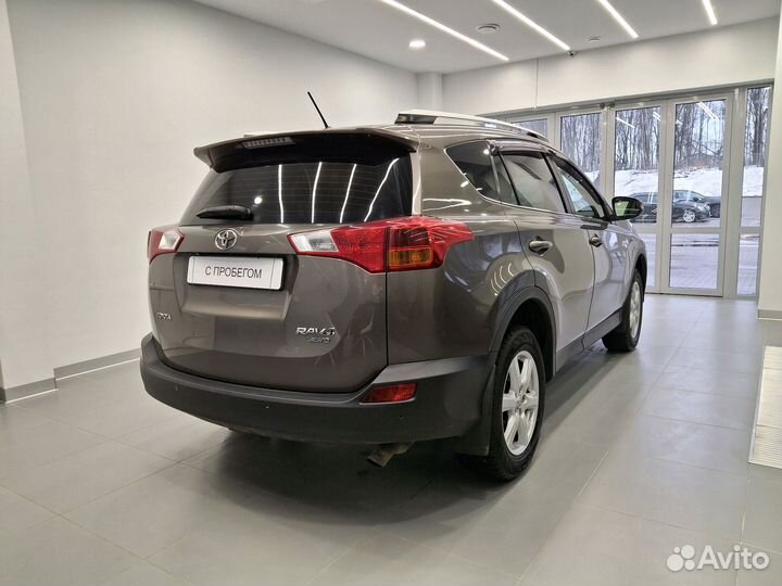 Toyota RAV4 2.2 AT, 2015, 196 036 км