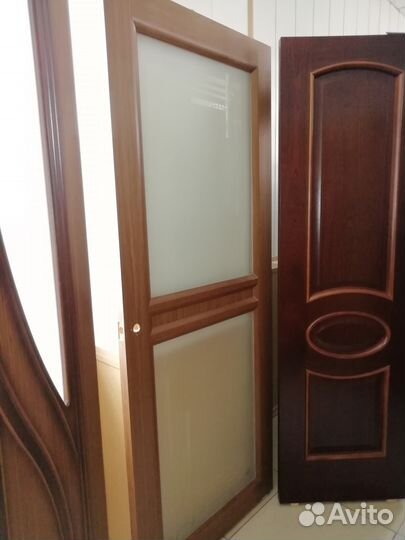 Межкомнатные двери новые, с дефектом