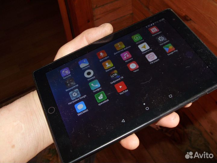 Прдам планшет 8.8 дюймов китай новый