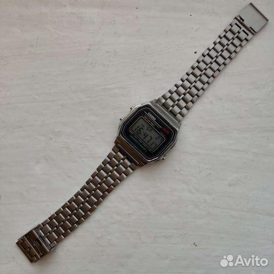 Часы Casio