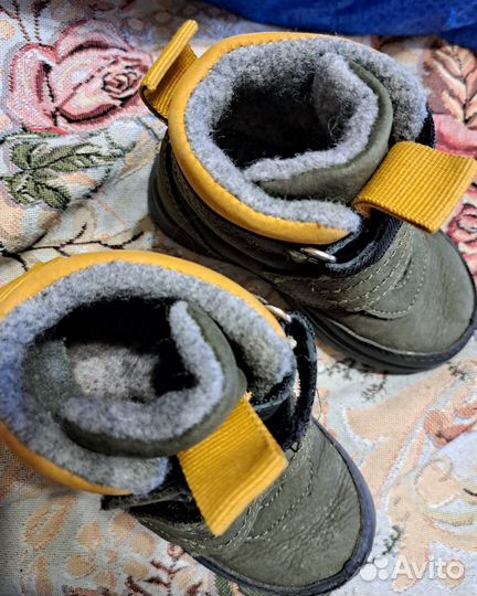 Ботинки теплые 22