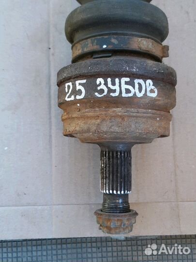 Полуось задняя Мерседес W 124