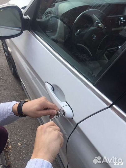 Вскрытие замков дверей машин сейфов, ремонт замка