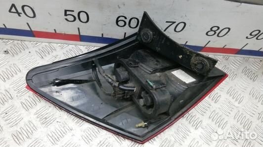 Фонарь задний правый nissan qashqai J10 (CEA20MY01