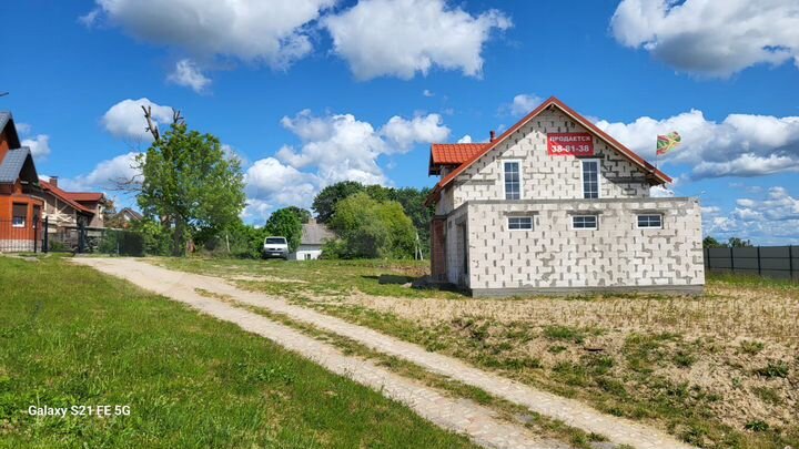 Дом 186 м² на участке 10,5 сот.