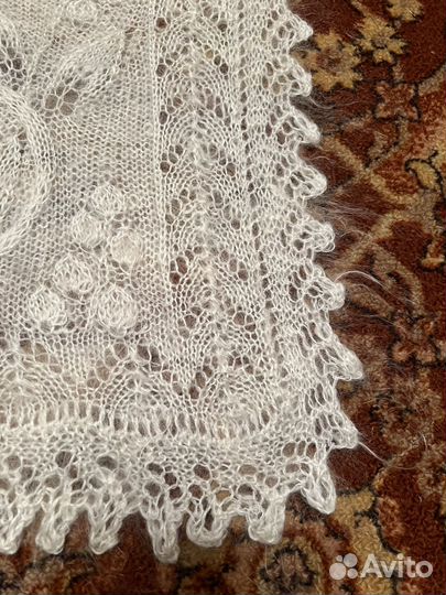 Шаль пуховая ручная работа