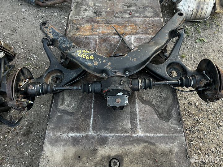 Задний подрамник в сборе Mercedes W116 4.5