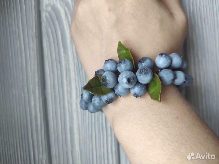 Браслет и брошь 