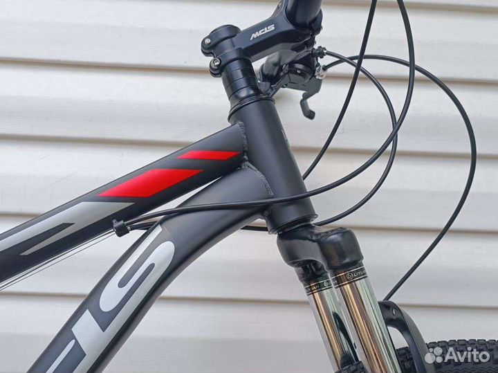 Велосипед на литых дисках