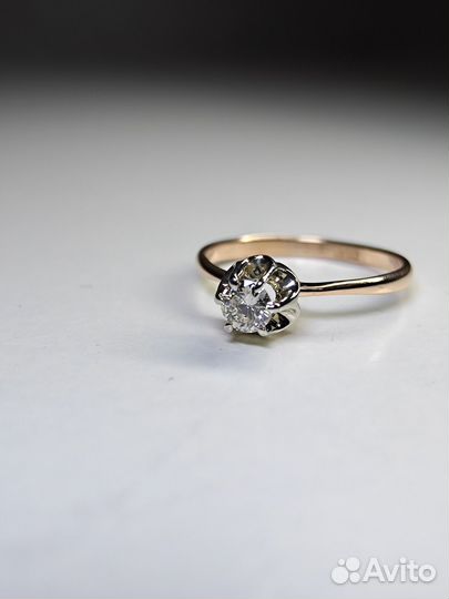 Золотое кольцо 583 пробы с бриллиантом