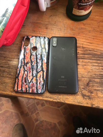 Xiaomi Mi A2, 4/64 ГБ
