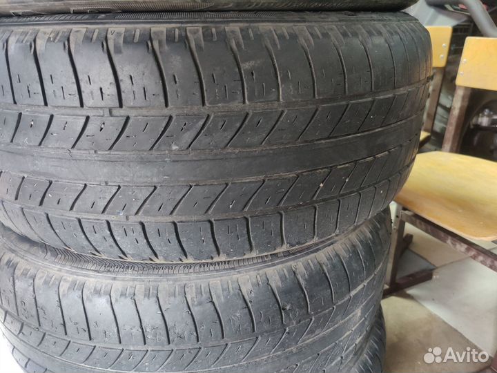 Goodyear Wrangler HP All Weather 255/55 R19 111V