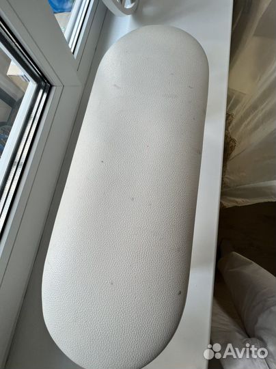 Подсавка для рук маникюрная