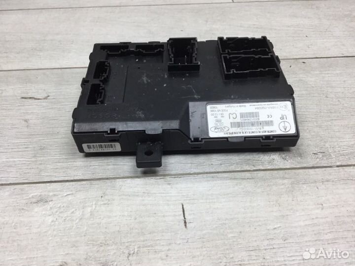 Блок комфорта Ford Fiesta хэтчбек stjb 2011