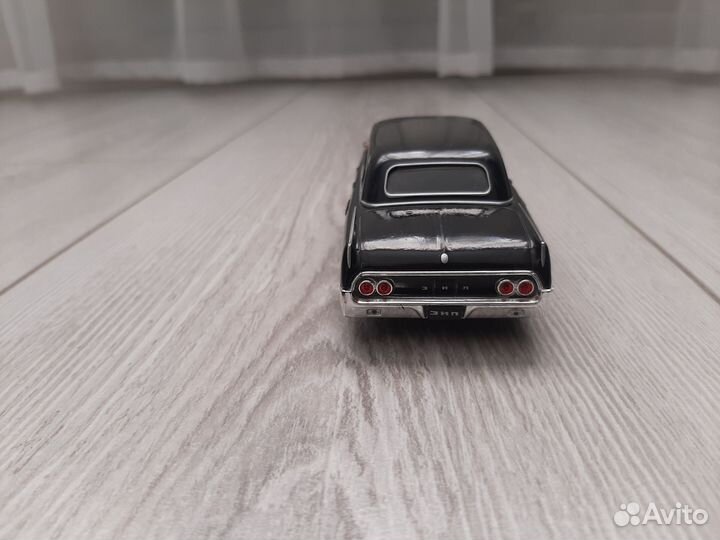 Модель автомобиля ЗИЛ 111