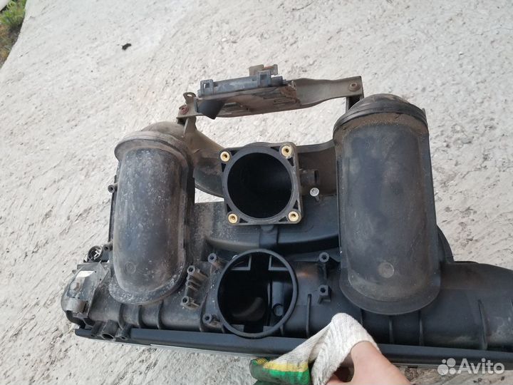 Коллектор впускной X3 E83 X5 E70 N52 пустой